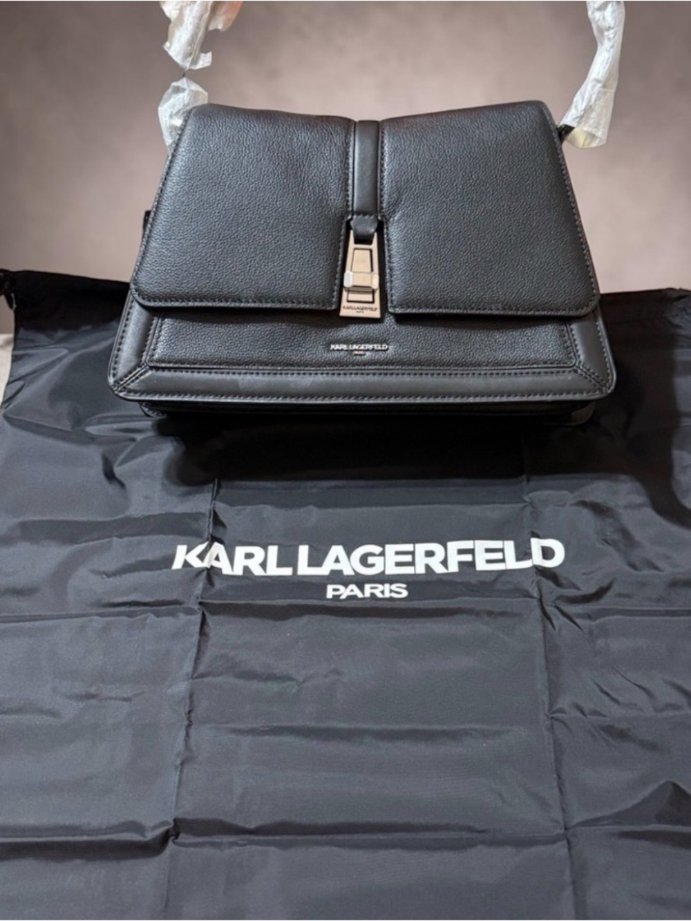Karl Lagerfeld Black Leather Shoulder Bag w/ Dust Bag NEW WITH TAGS!!!!!! - Picture 3 of 13